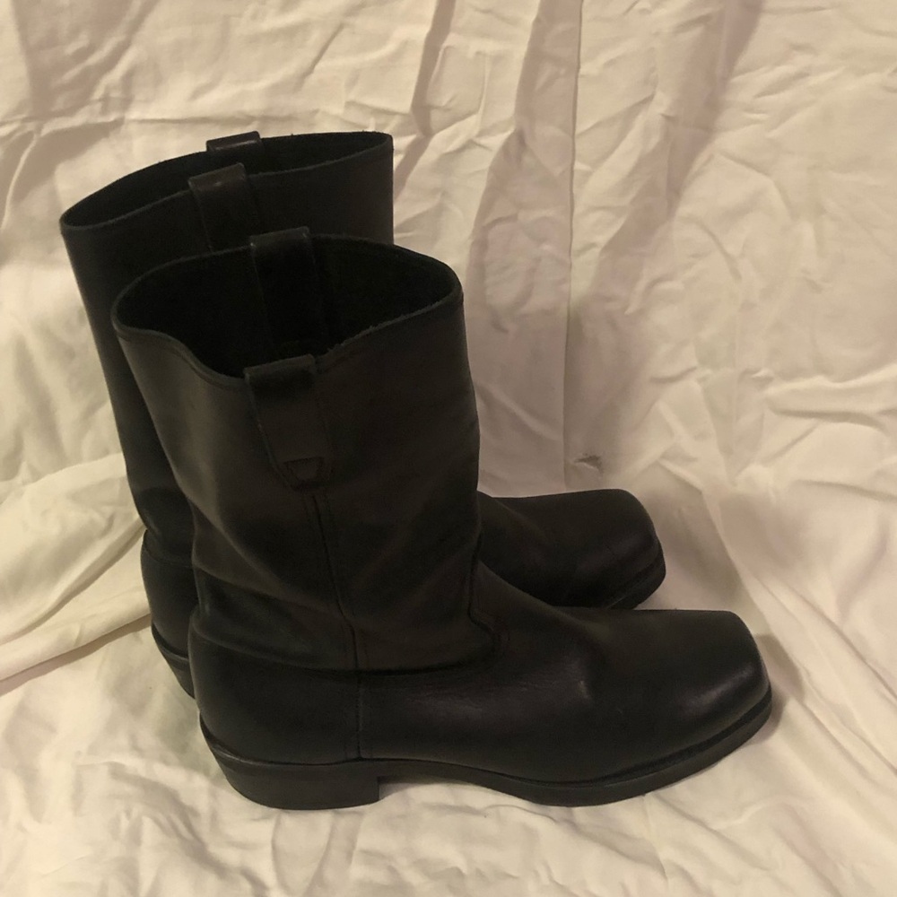 Men's Black Leather Boots - Picture 2 of 5